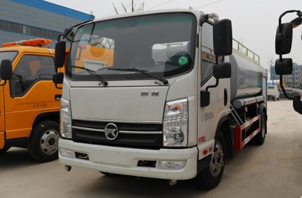 凱馬凱捷M3國六5.25方消防灑水車 凱馬凱捷M3國六5.25方消防灑水車