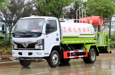 專業(yè)灑水車圖片 專業(yè)灑水車圖片