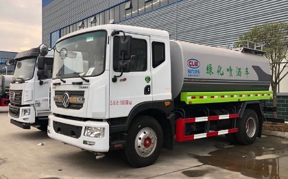 程力新款灑水車圖片 程力新款灑水車圖片